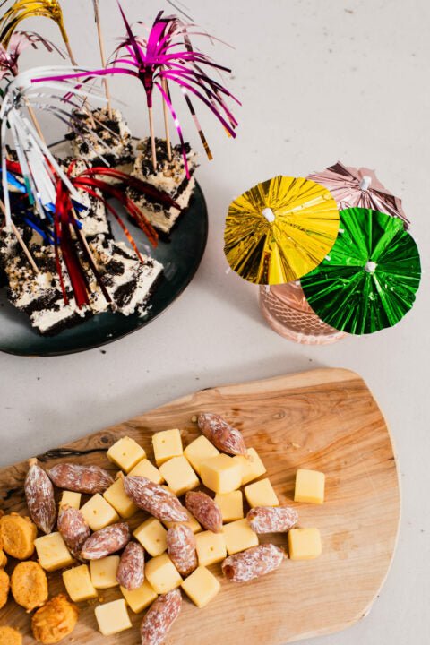 Cocktail Schirmchen Sticks metallic assortiert - Flaggen Sticks