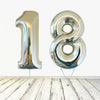 Ballon numéro 18 en argent holographique XL (rempli d'hélium) 